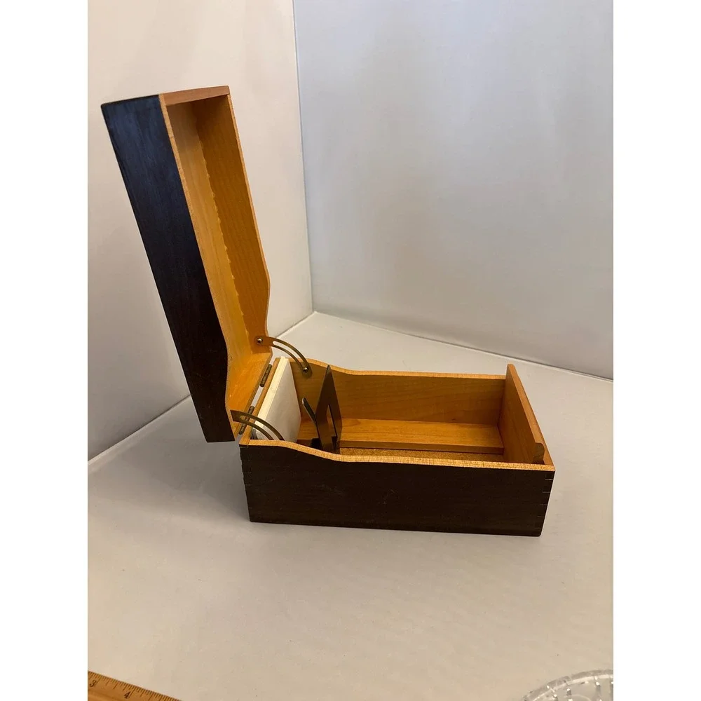 PSI Napa Valley Wooden Box‎ Holder with Metal Stand for Cards or Photos Vintage